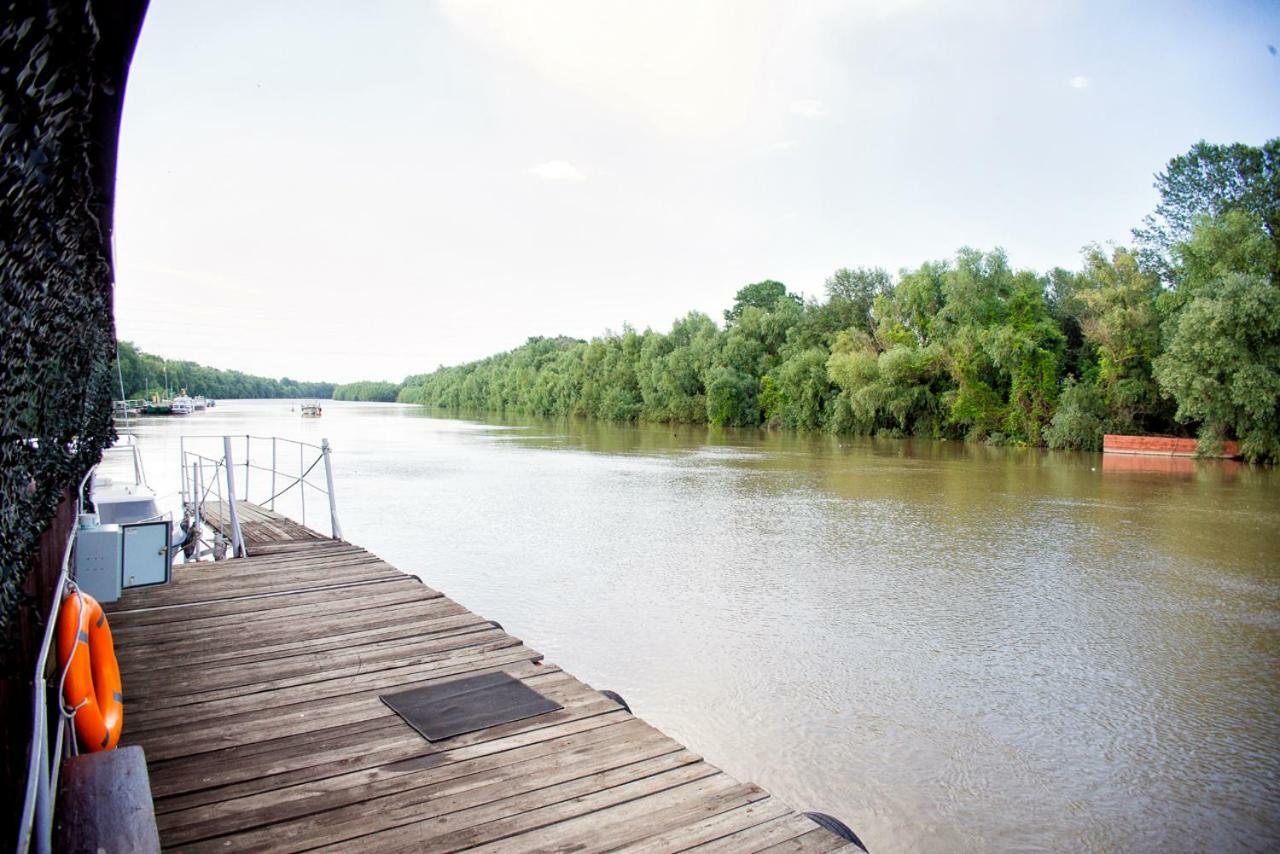 Holiday Park Dunay Kyslytsya Ngoại thất bức ảnh
