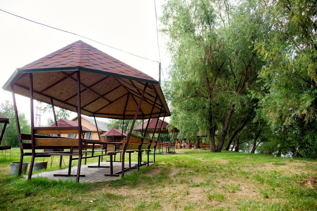 Holiday Park Dunay Kyslytsya Ngoại thất bức ảnh