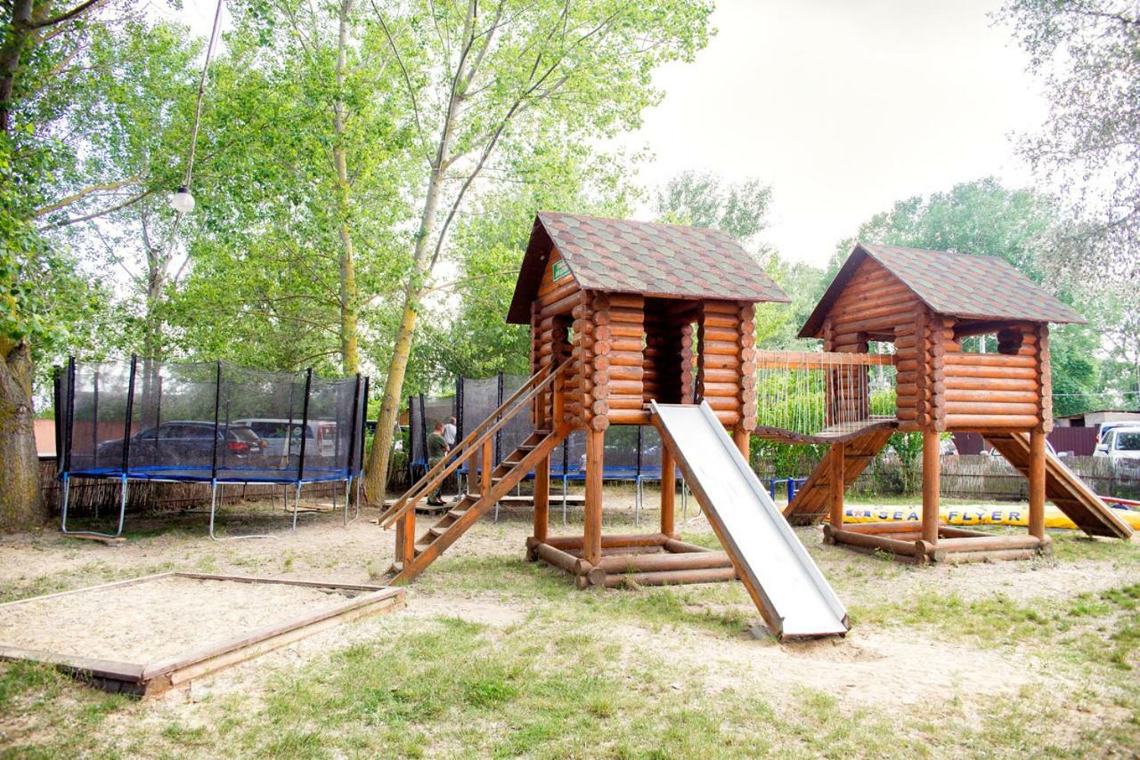 Holiday Park Dunay Kyslytsya Ngoại thất bức ảnh